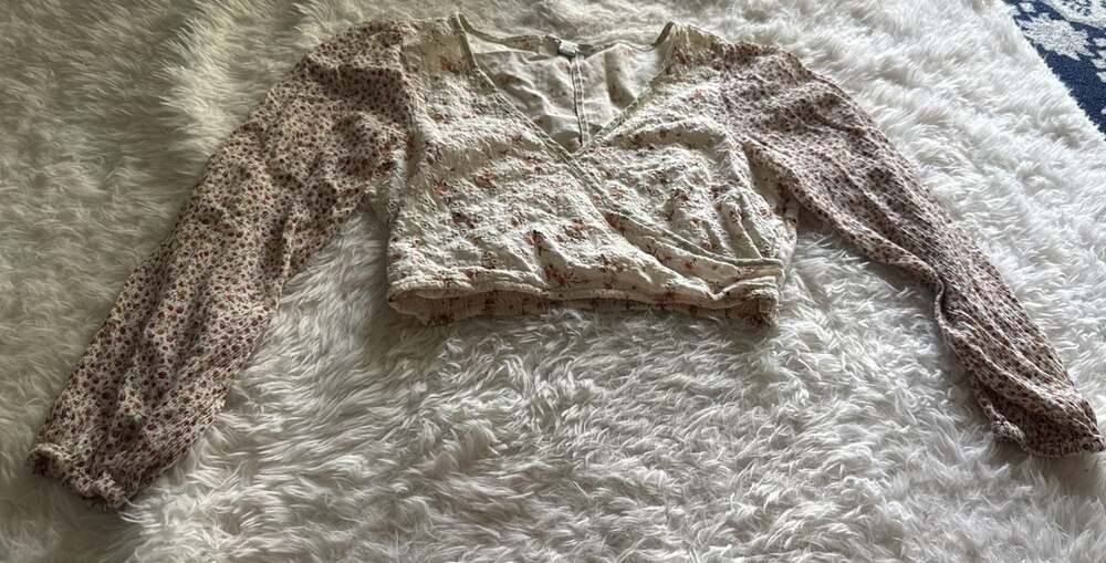 American Eagle Floral Eyelet Wrap Crop Top, Size Small